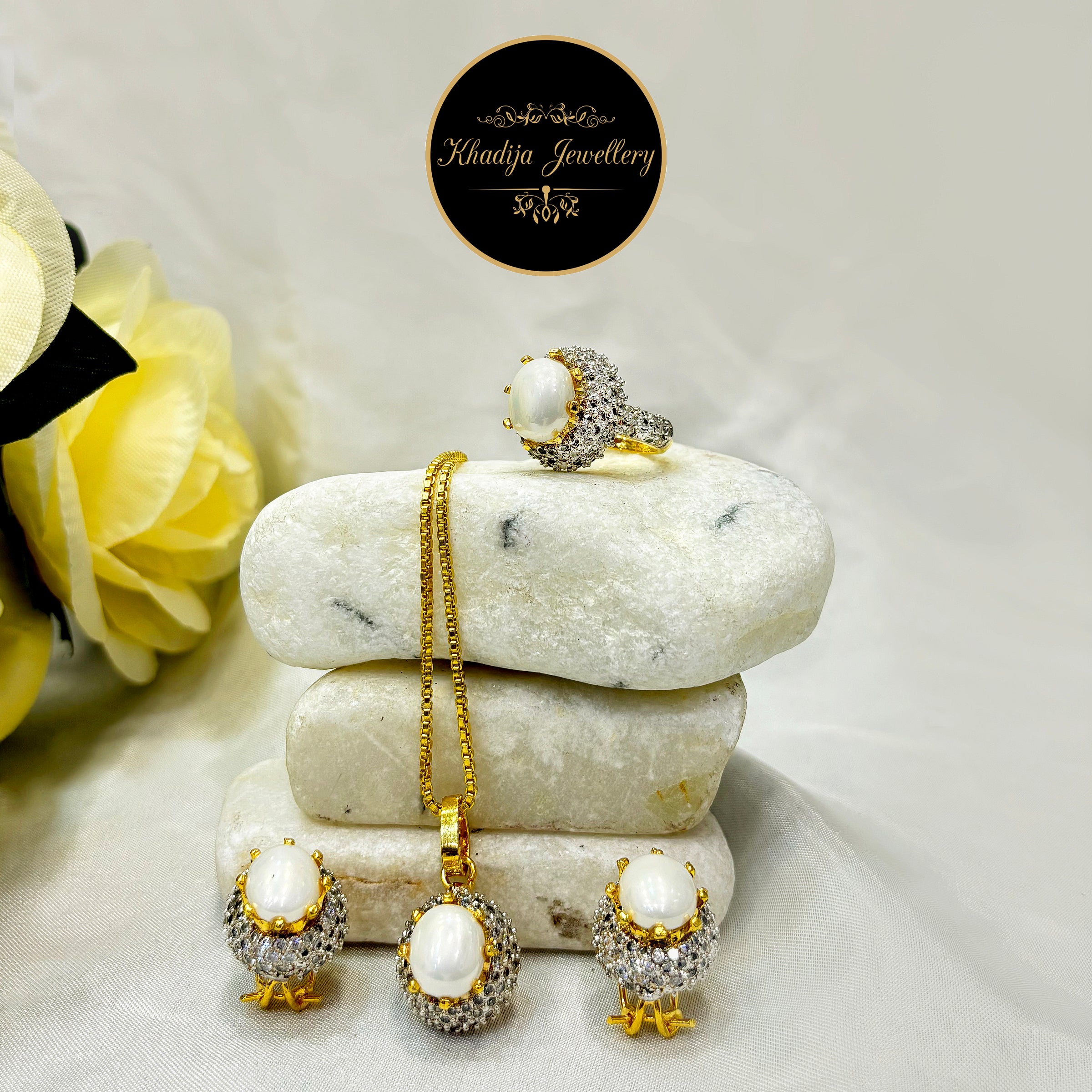 Elegant Pearl & Zirconia Jewelry Set – Ring, Earrings & Pendant Ai 26