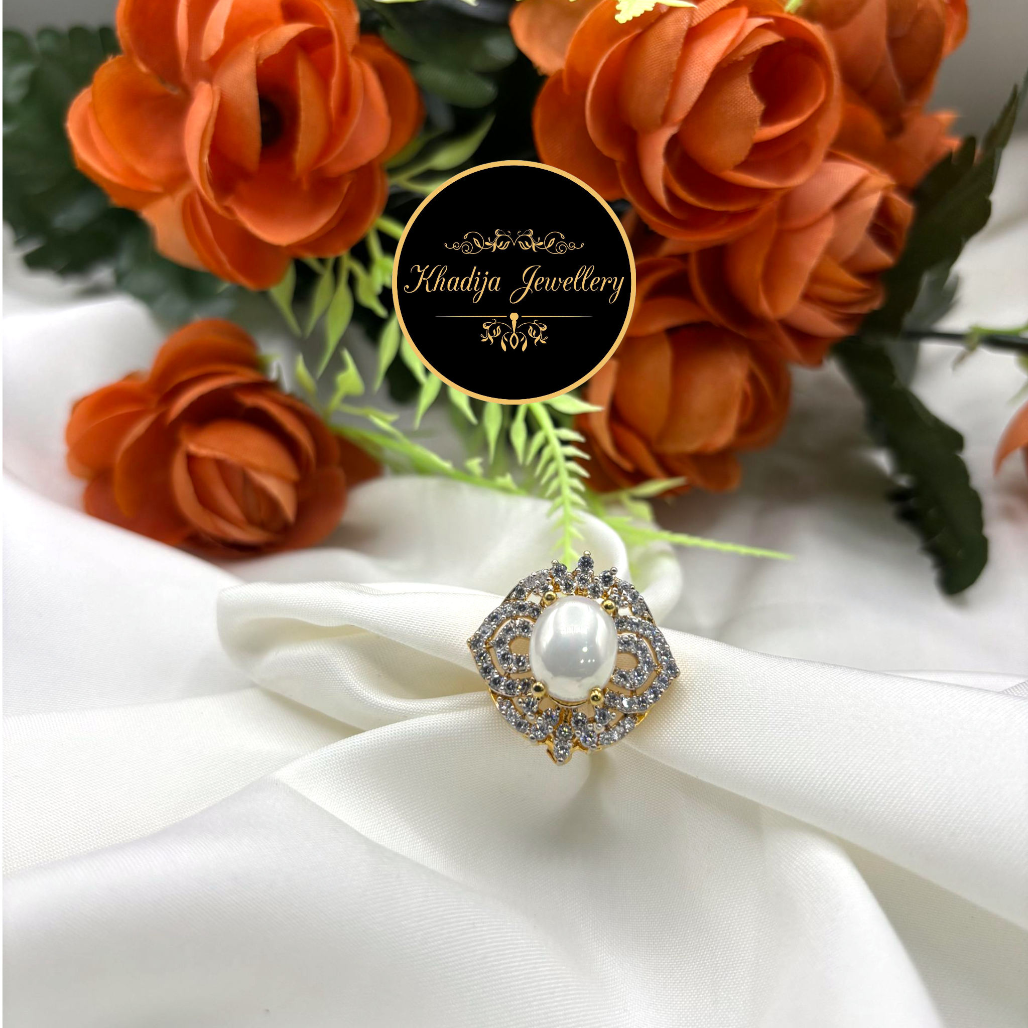 Elegant Pearl & Crystal Flower Ring  (SDR1001)