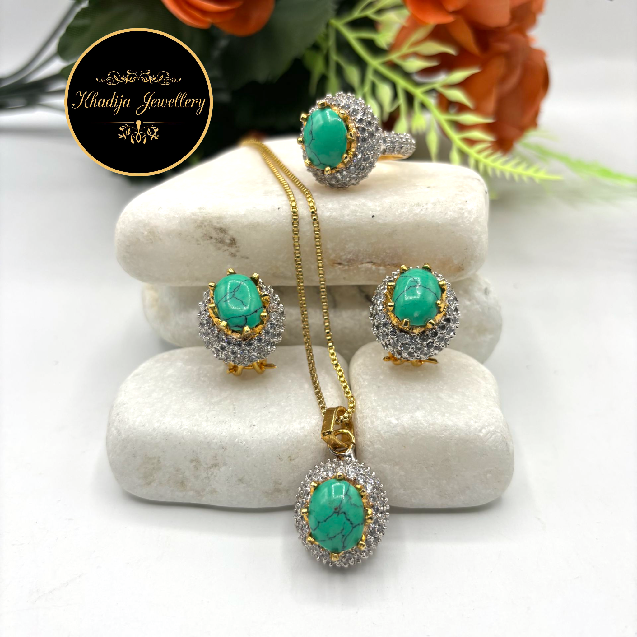 ✨️GOLD PLATED DIAMOND LOCKET SET WITH RING 💍 ✨️ (AZ026)