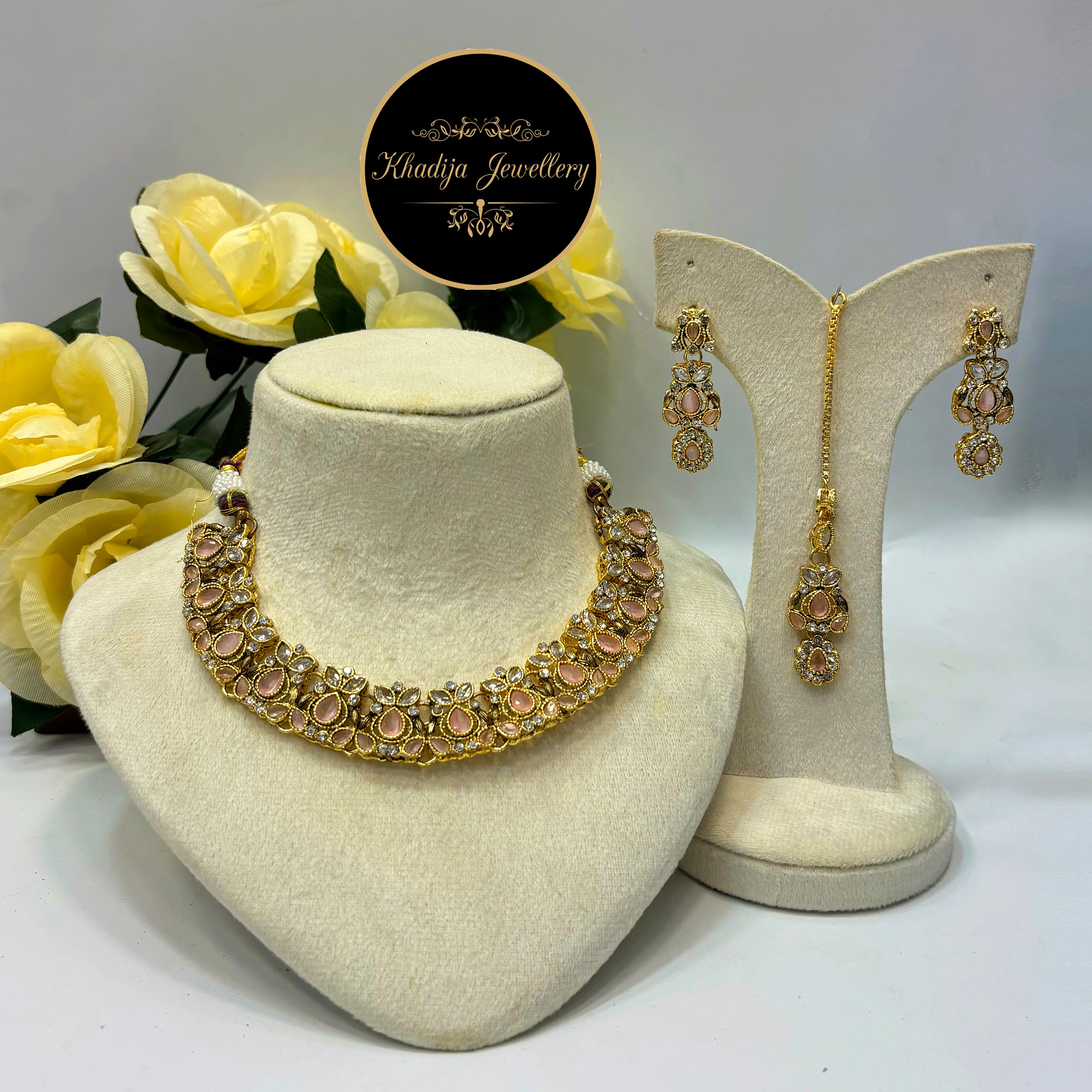 Noor Necklace Set RE0013