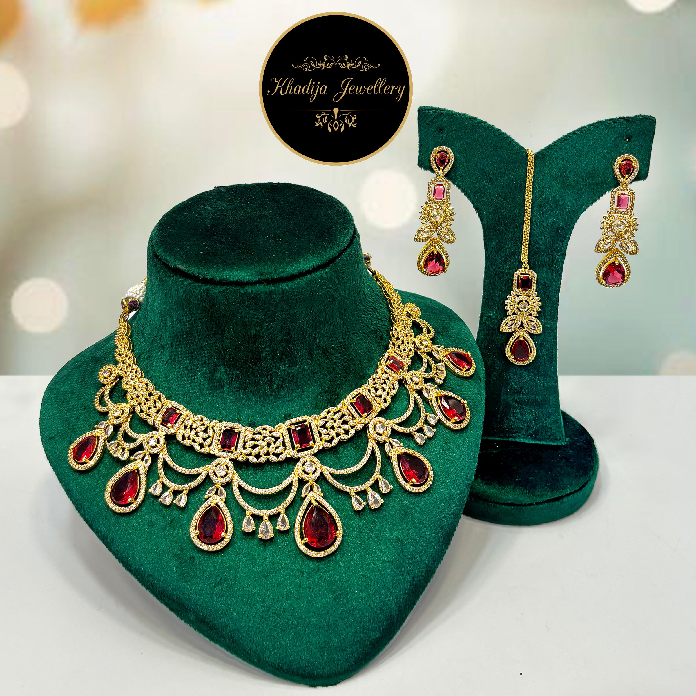 American Diamonds    Elegance Necklace & Earrings With Tika Ad 0055