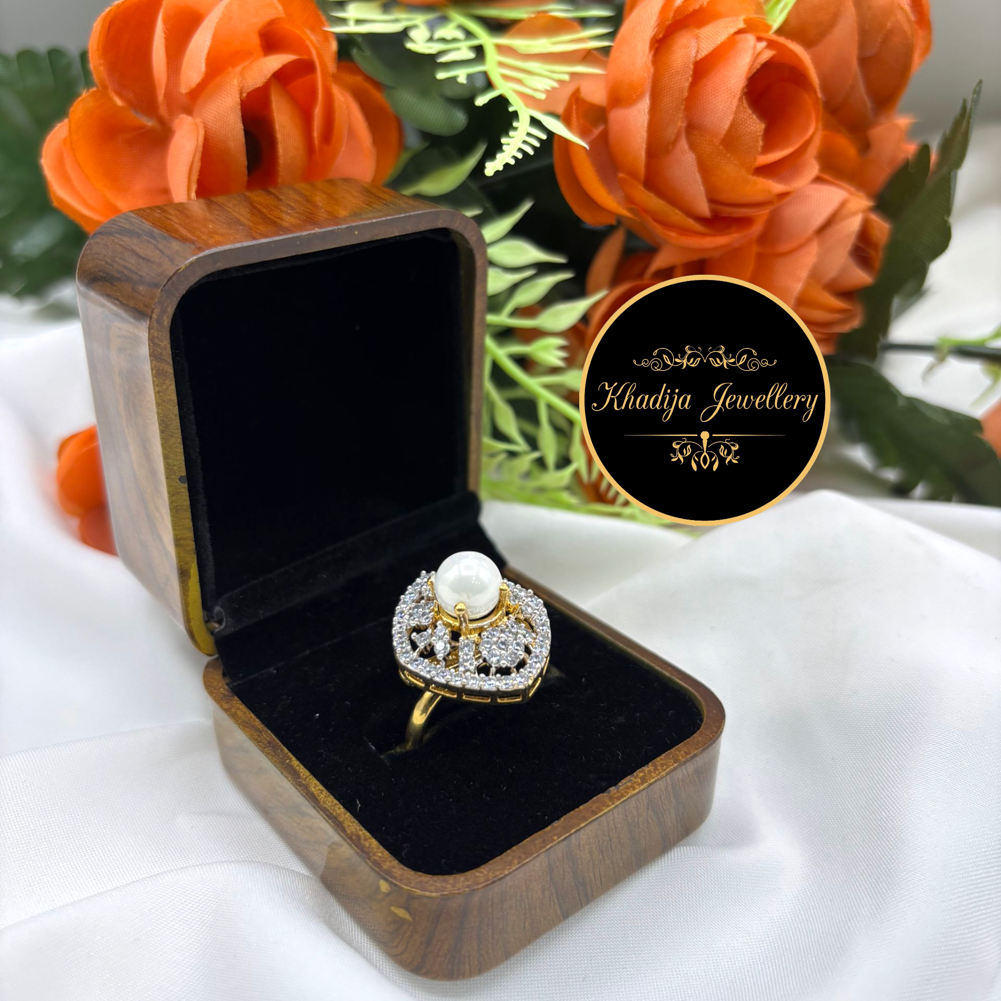 Elegant Pearl & Crystal Flower Ring  (SDR1002)