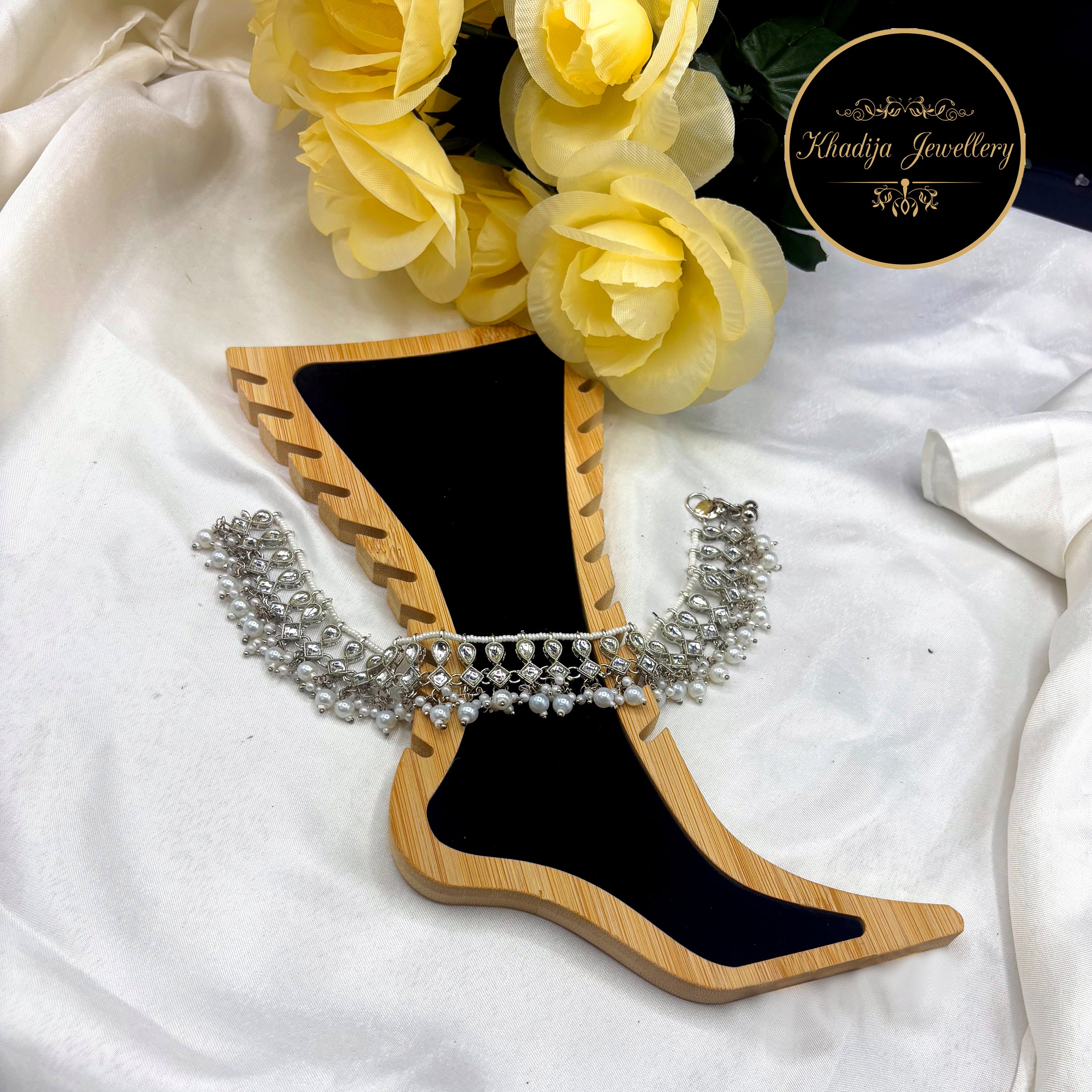 Kundan Pearl pair Anklet (RI0010)