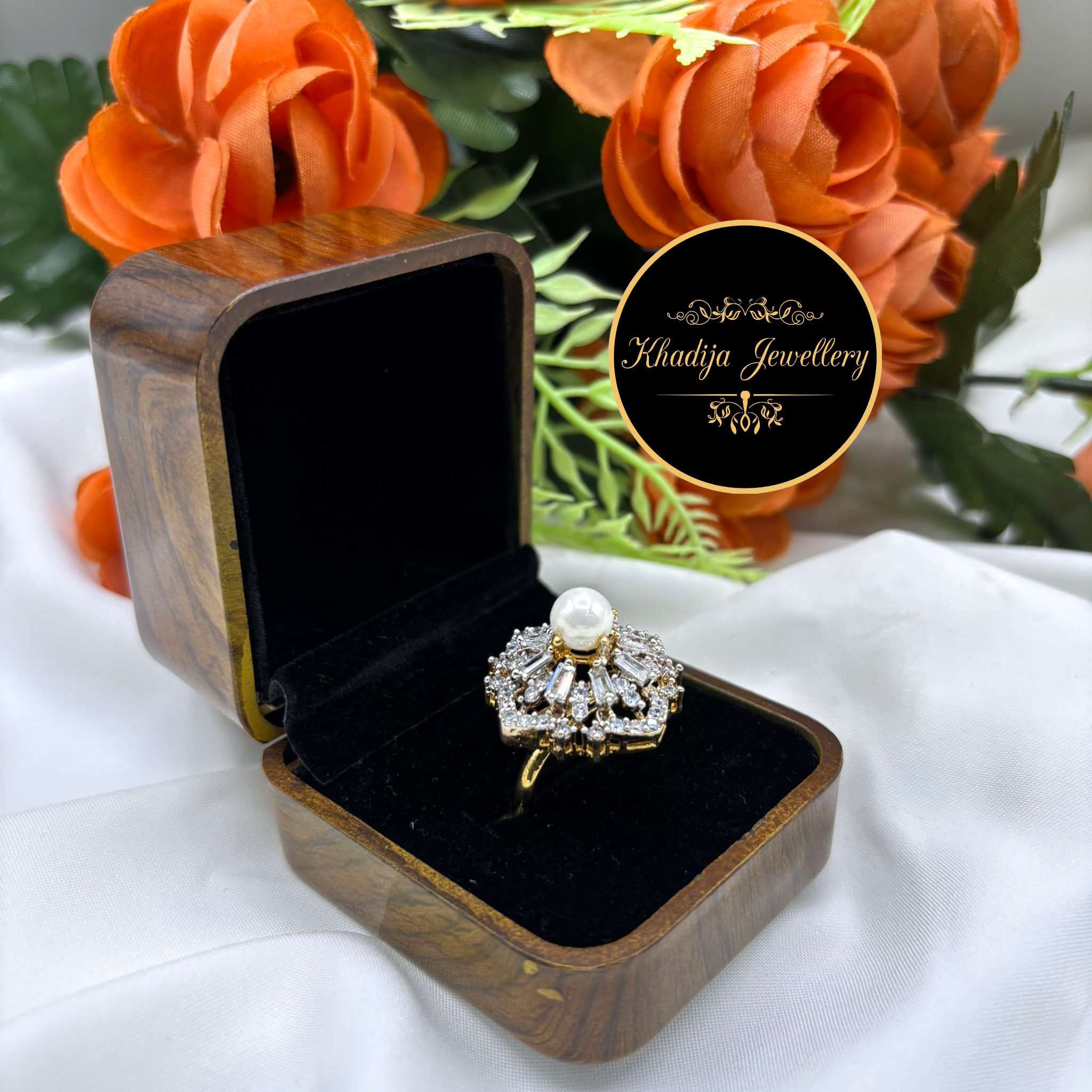 Elegant Pearl & Crystal Flower Ring  (SDR1003)