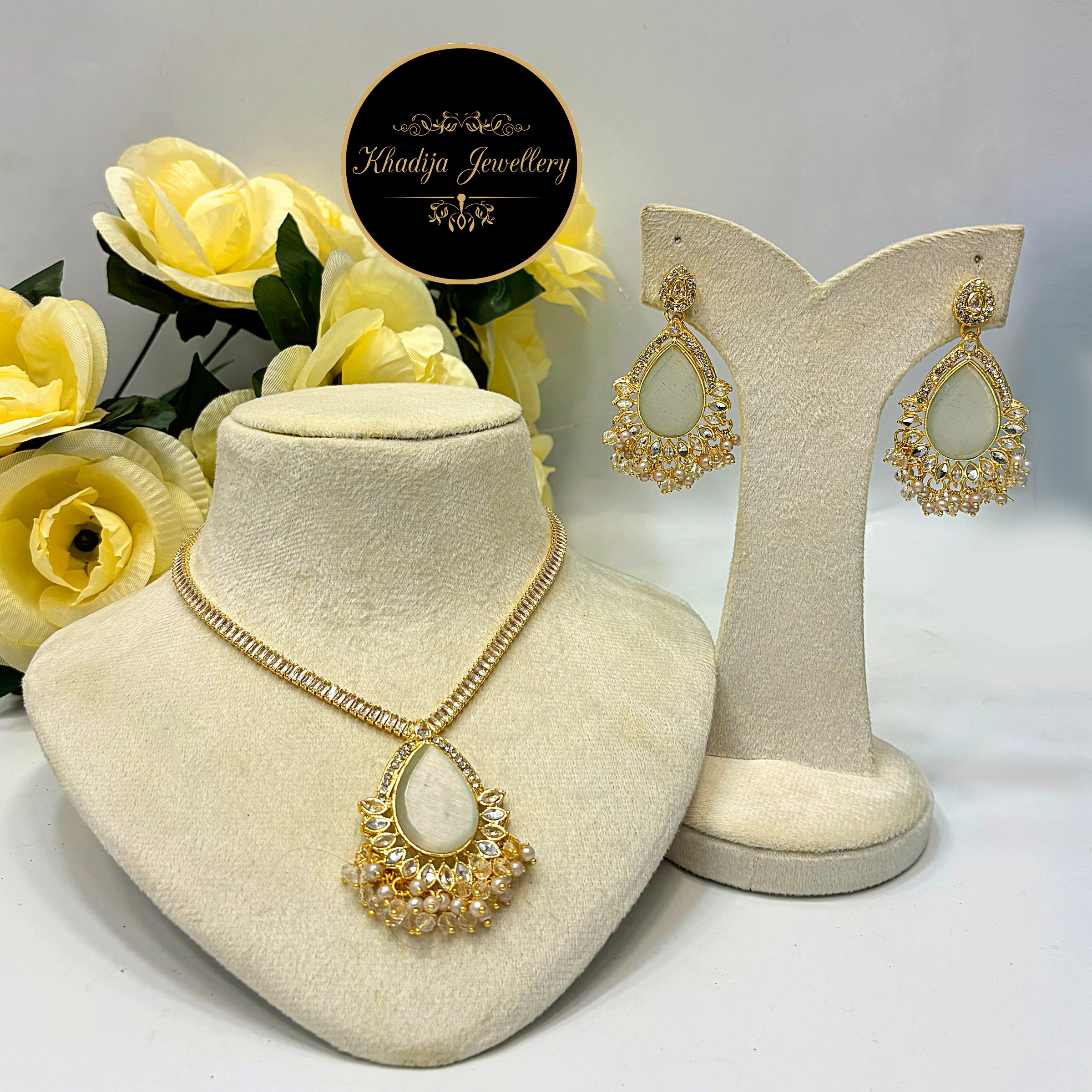 Elegant  Necklace Set RE0013
