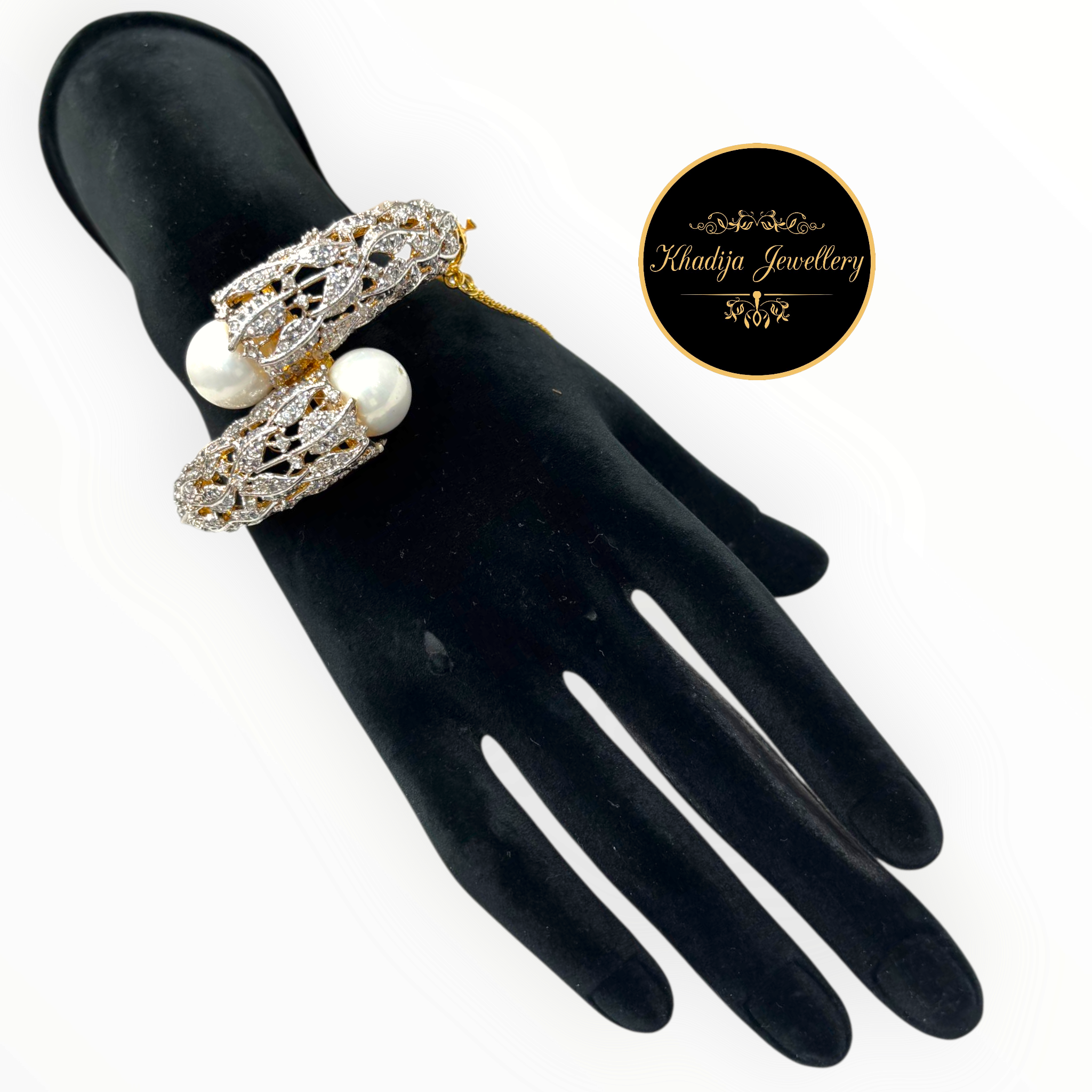 💎  Luxury   Pearl- Diamonds Openable Bracelet (Az060)