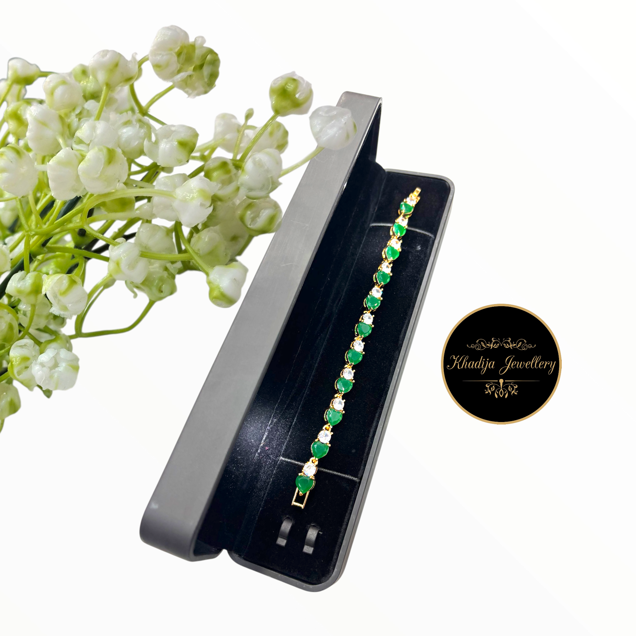 Elegant Stone-Studded Bracelet – 8 Stunning Colours (RC90)