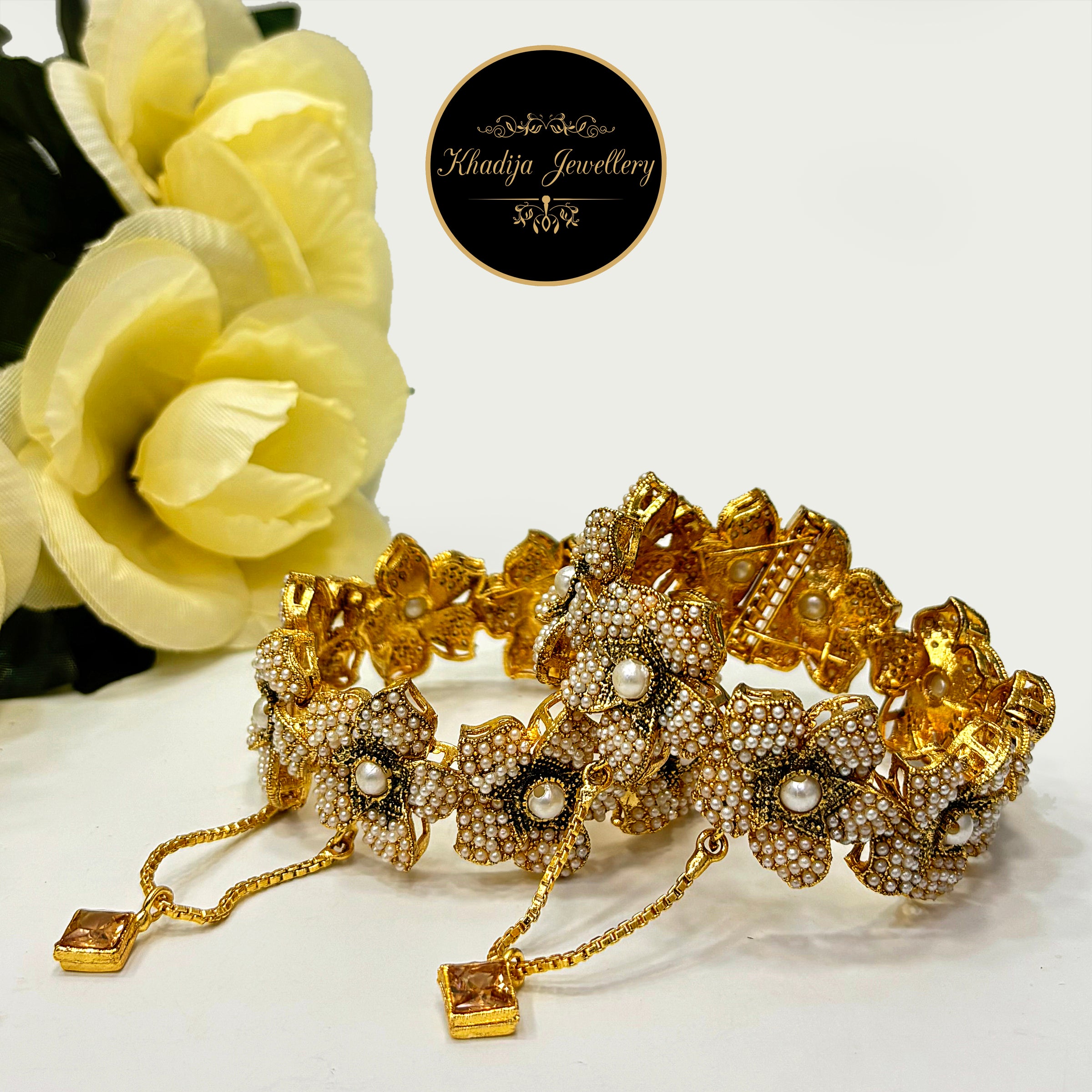 🌸Floral Glamour Bangles 🌸 (BN21)
