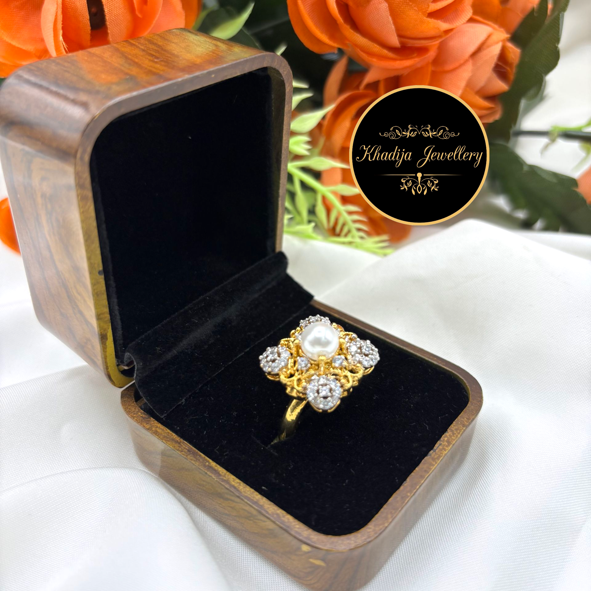 Elegant Pearl & Crystal Flower Ring  (SDR1006)