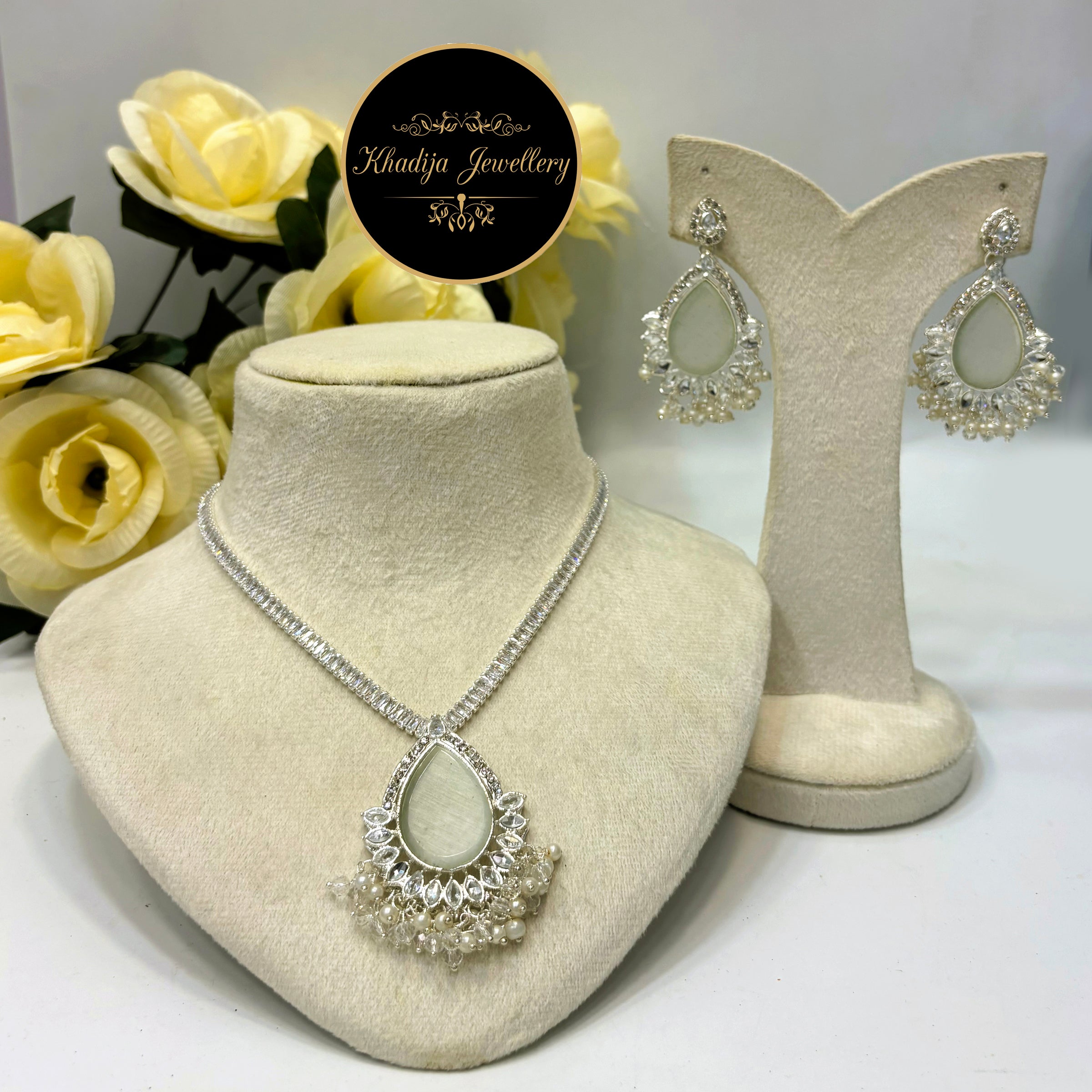Elegant  Necklace Set RE0013
