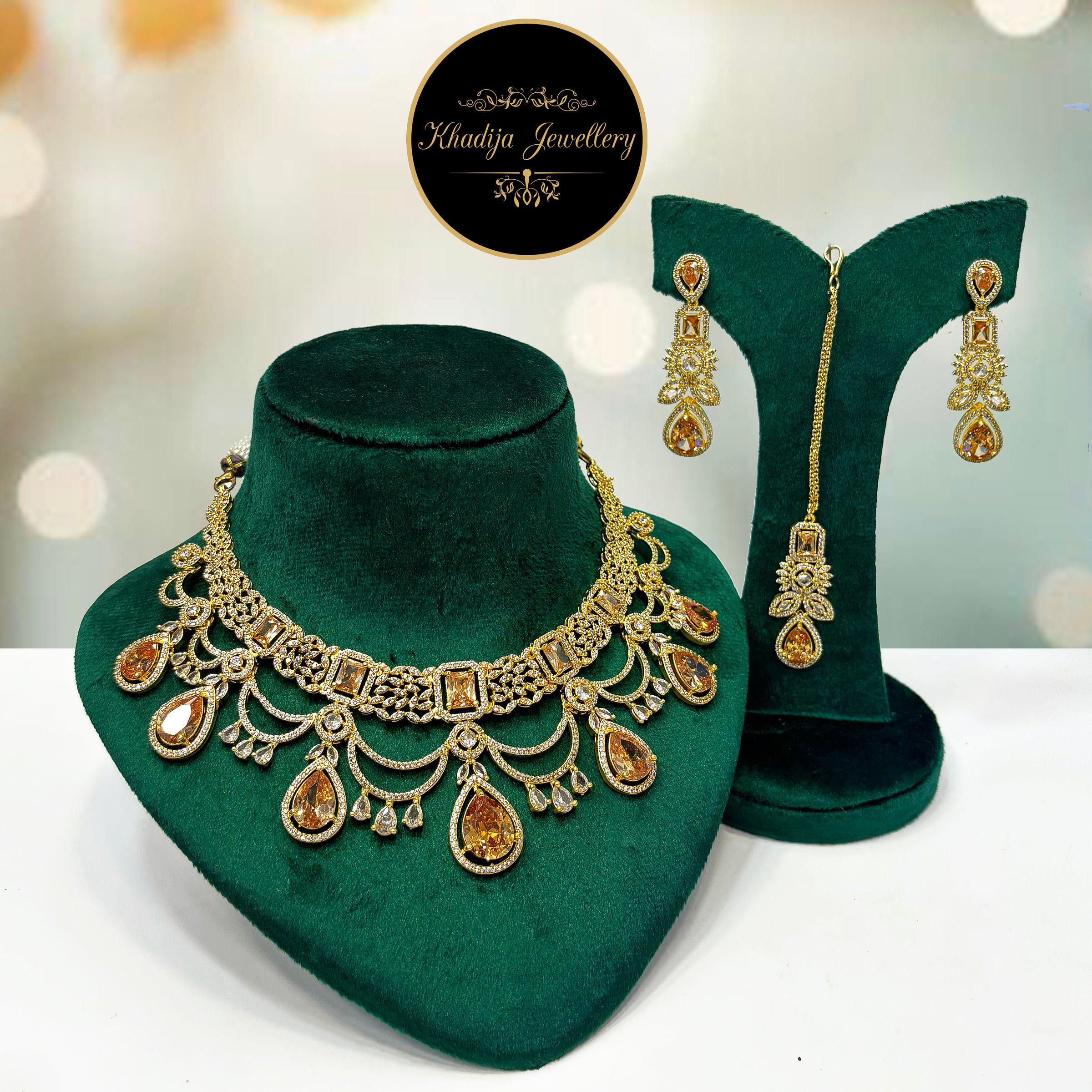 American Diamonds    Elegance Necklace & Earrings With Tika Ad 0055