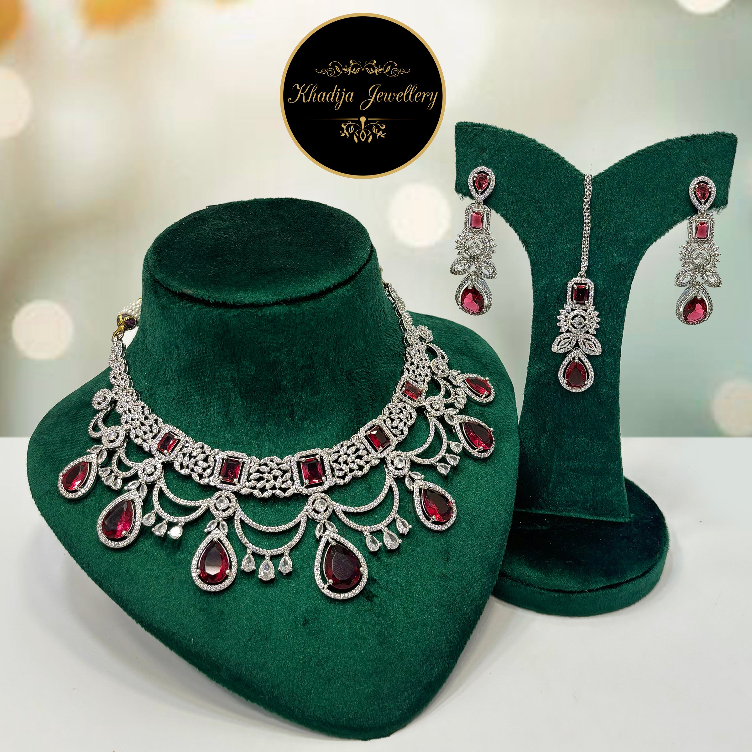 American Diamonds    Elegance Necklace & Earrings With Tika Ad 0055