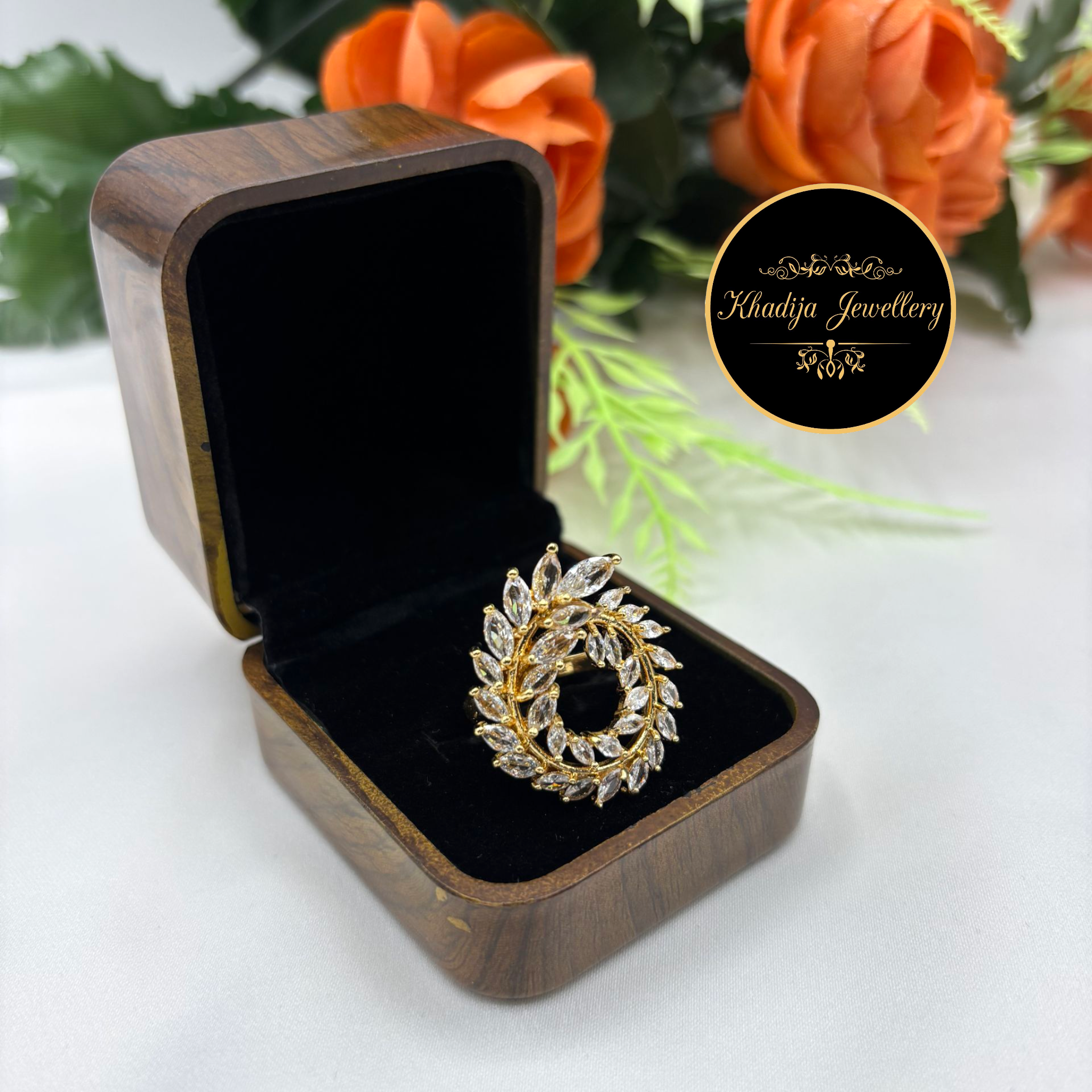 Diamonds Ring R056