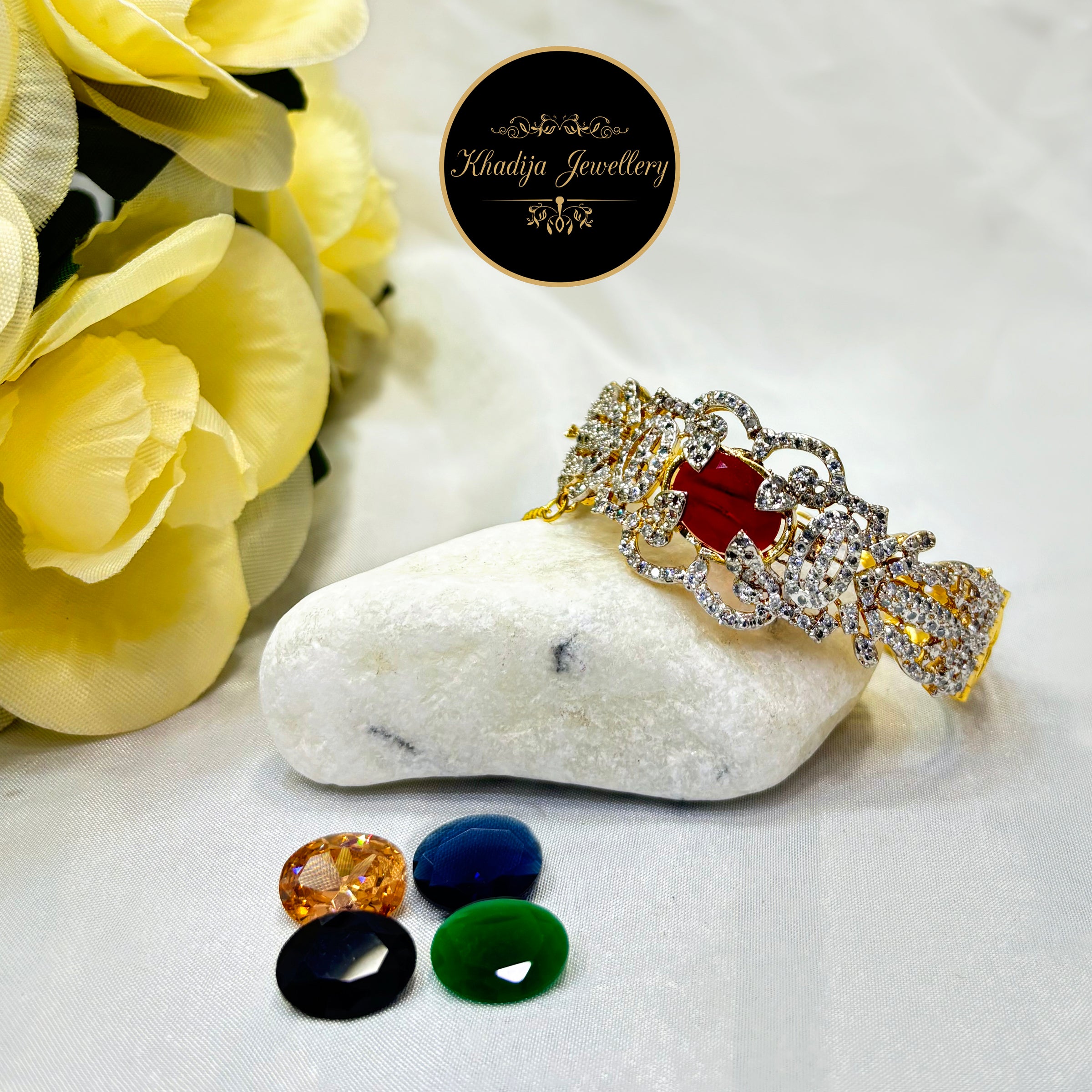 ✨ Changeable Colour openable Bracelet  Elegant & Versatile ✨(Az062)